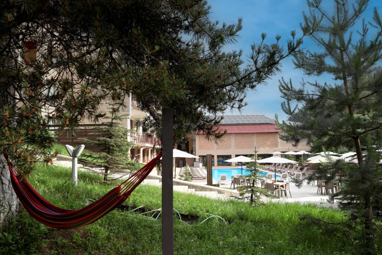 Best Western Plus Paradise Hotel ดีลีจาน ภายนอก รูปภาพ