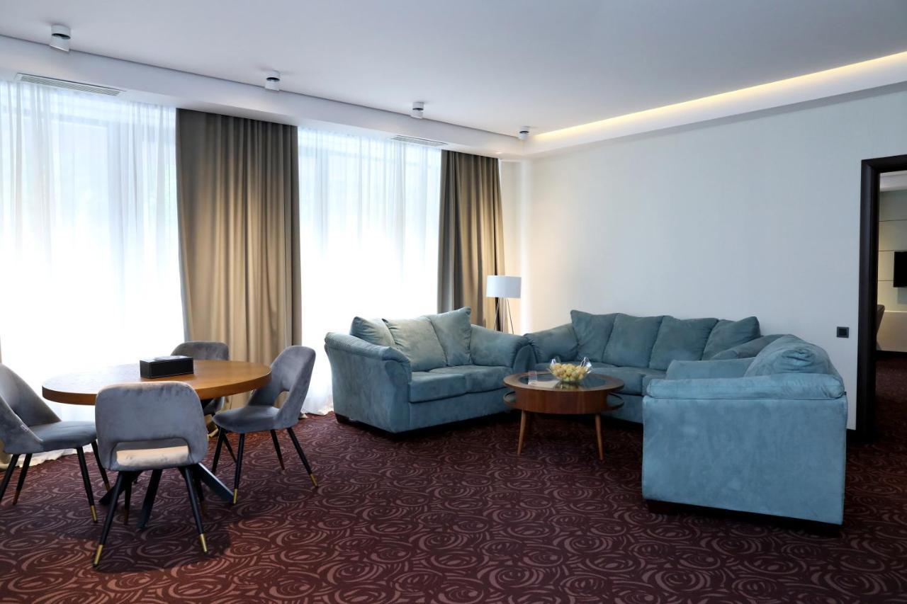 Best Western Plus Paradise Hotel ดีลีจาน ภายนอก รูปภาพ