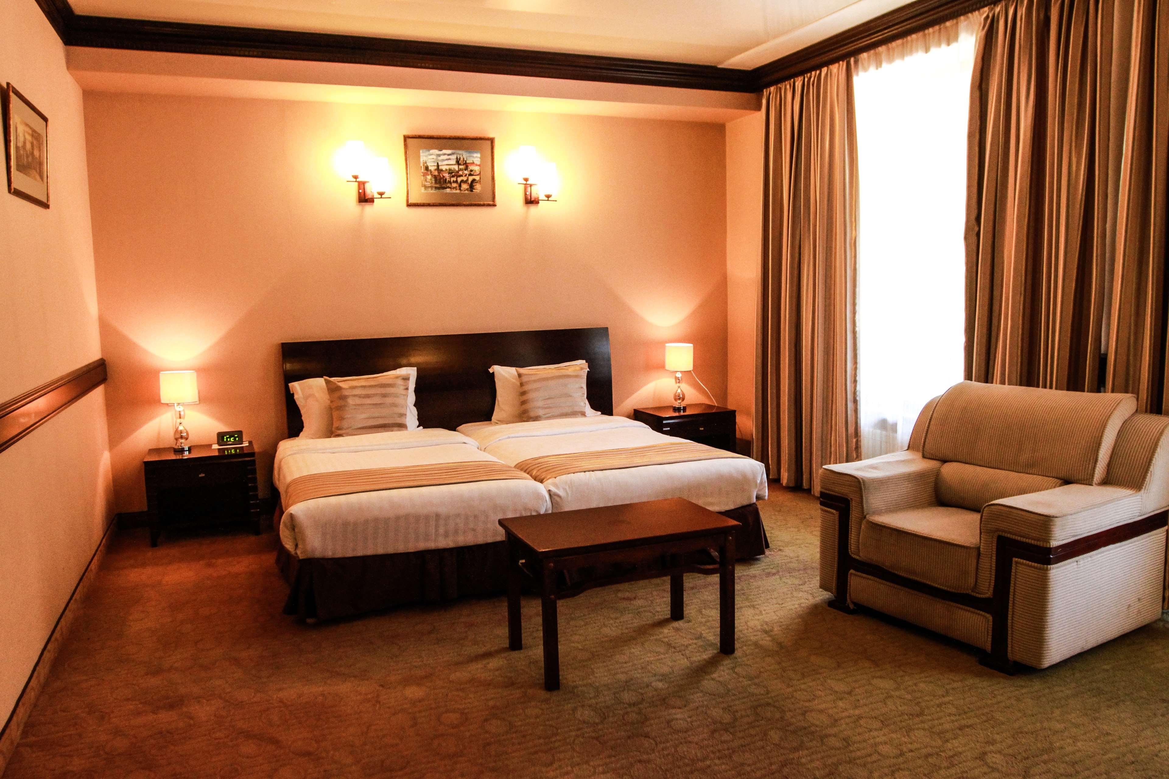 Best Western Plus Paradise Hotel ดีลีจาน ภายนอก รูปภาพ