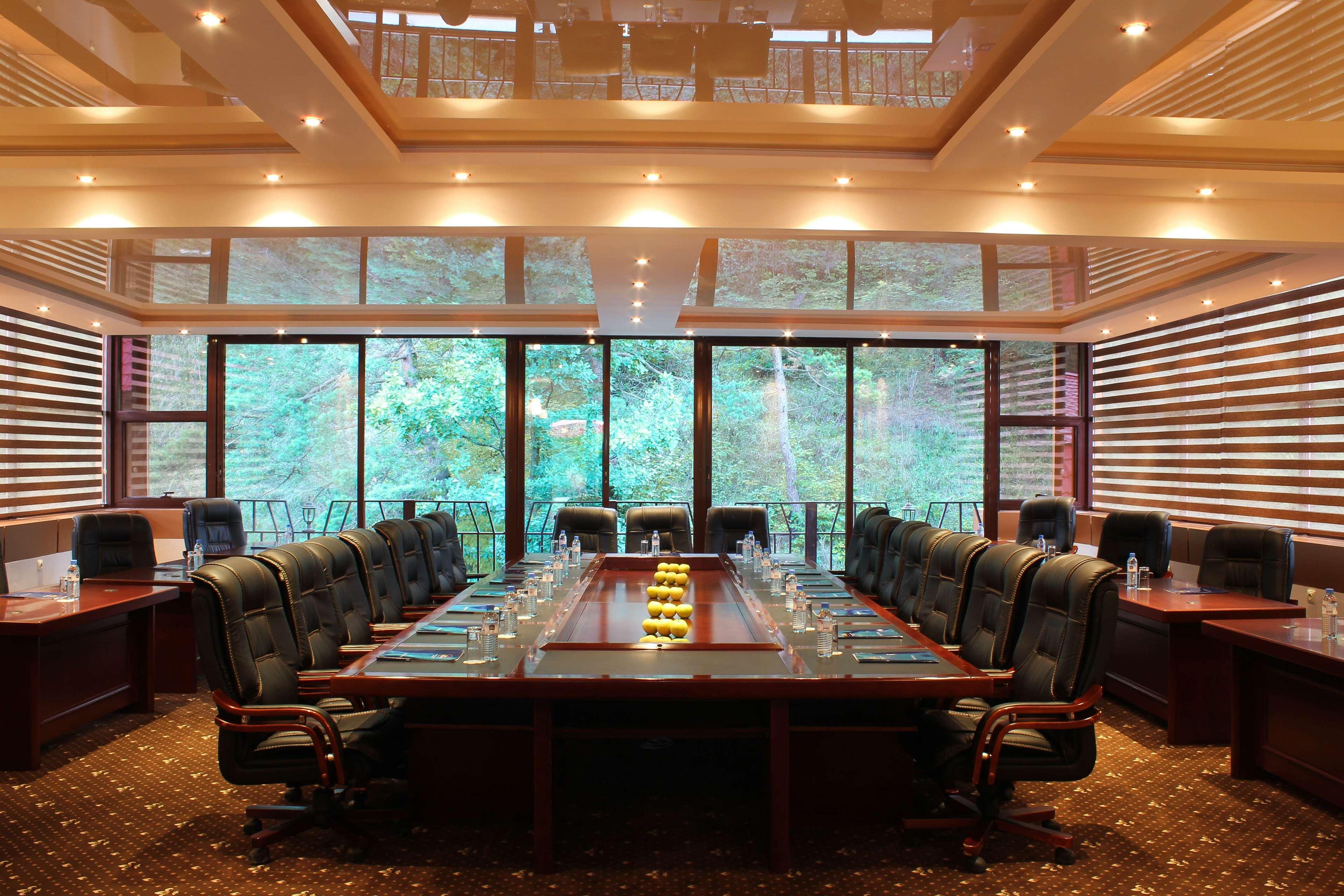 Best Western Plus Paradise Hotel ดีลีจาน ธุรกิจ รูปภาพ