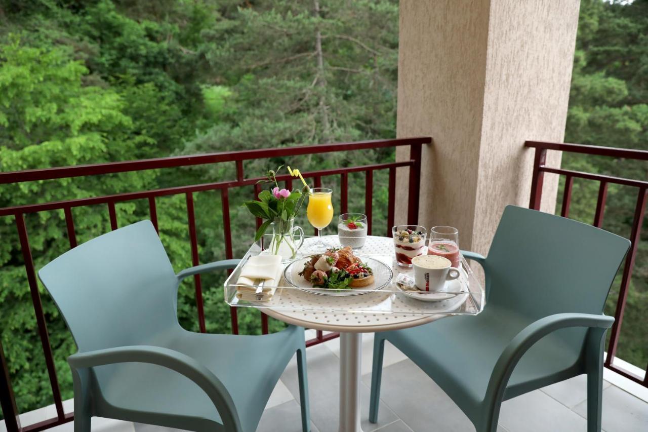 Best Western Plus Paradise Hotel ดีลีจาน ภายนอก รูปภาพ